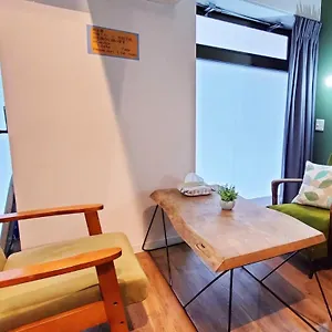 Ezo Run 札幌中心部でシンプルな滞在ができるホステル Hostel